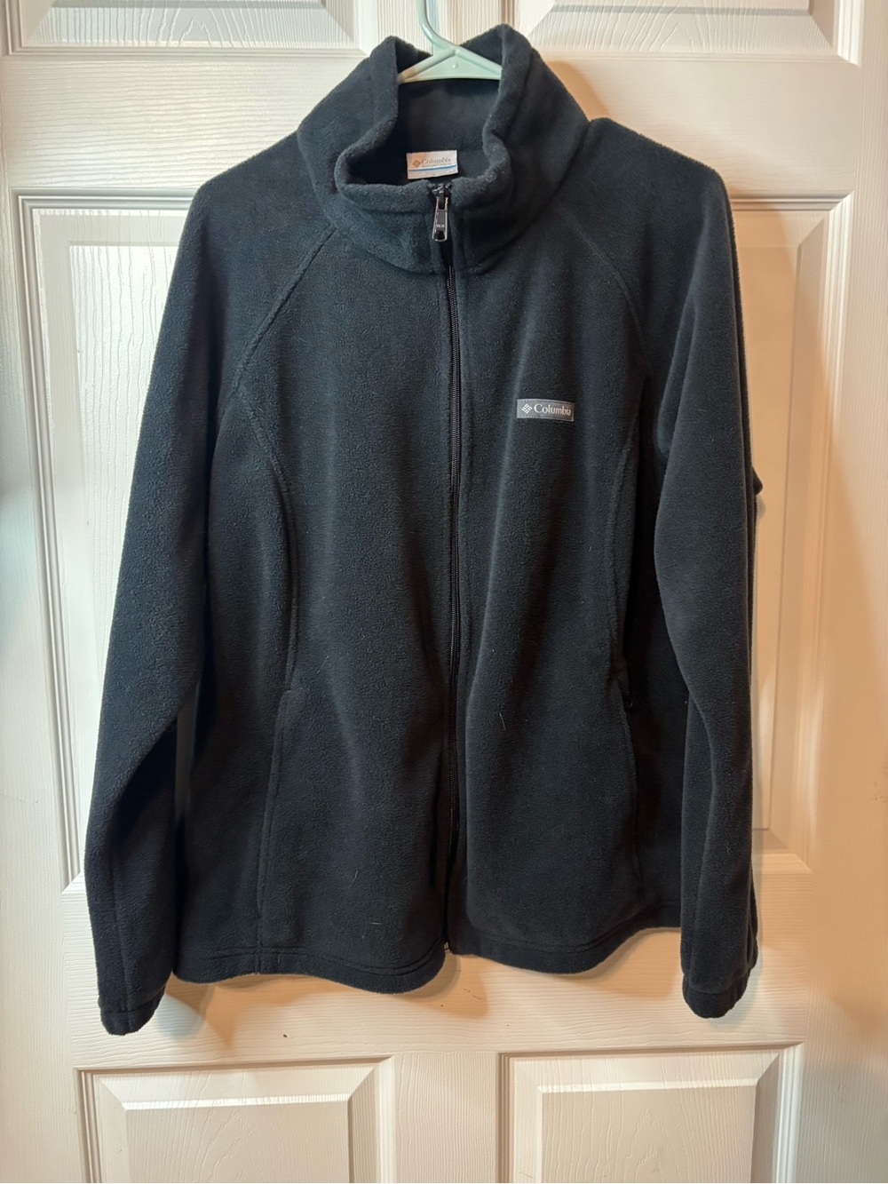 Columbia Black Lightweight Full-Zip Fleece Jacket